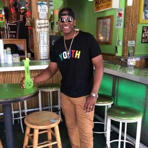 Meet your Posher, Antonio